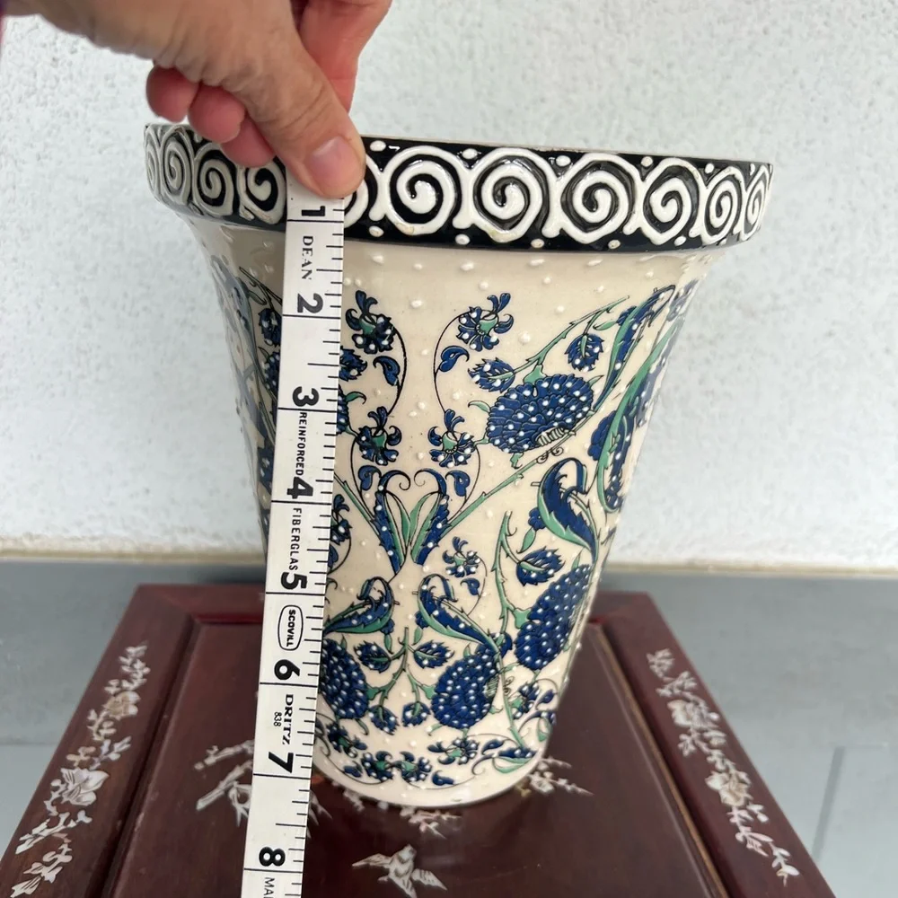Blue & White ❤️ Green Floral Handpainted Vase ❤️ Nakkas Pottery
